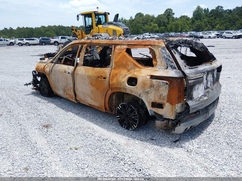 1GNERGRS5SJ214351 2025 CHEVROLET TRAVERSE photo no. 3