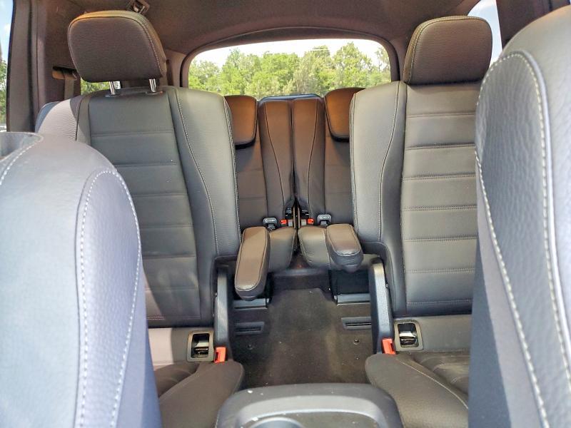 2025 MERCEDES-BENZ GLS 450 4MATIC — Фото 10 из 14