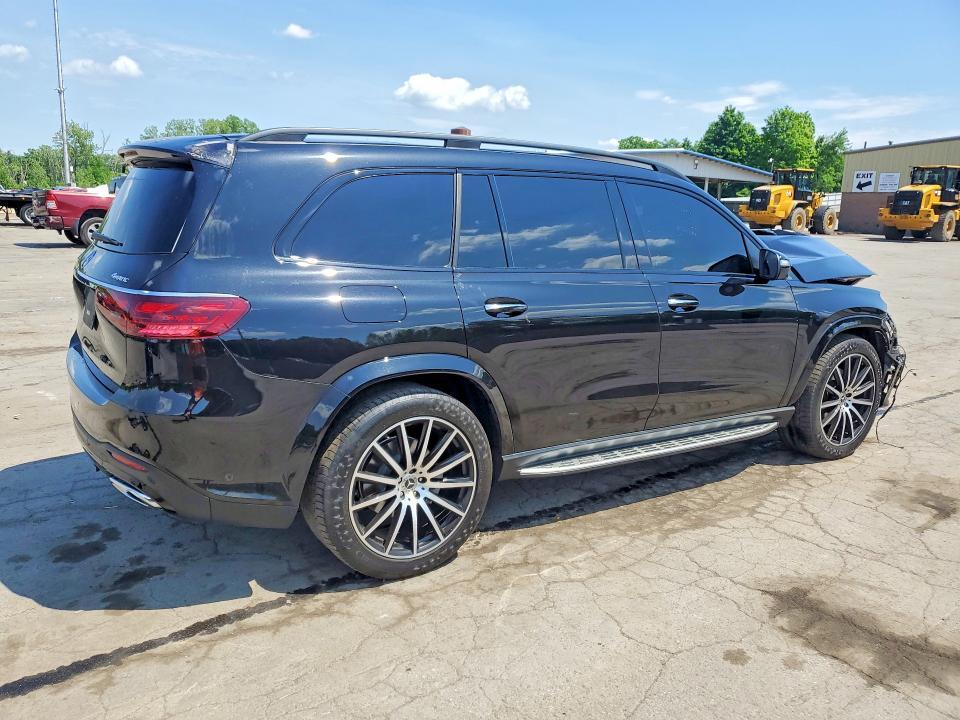 2025 MERCEDES-BENZ GLS 450 4MATIC — Фото 3 из 14