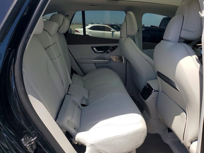 2025 MERCEDES-BENZ EQE SUV 350 4MATIC — Фото 11 из 14