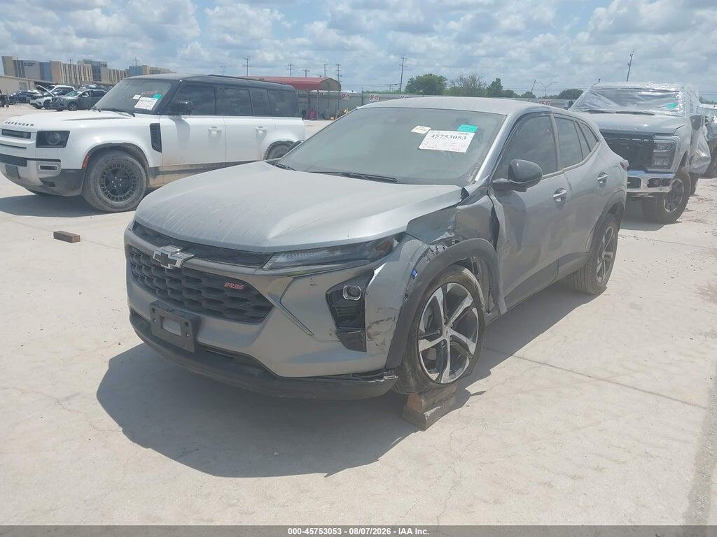 KL77LGEP4SC048412 2025 CHEVROLET TRAX photo no. 2
