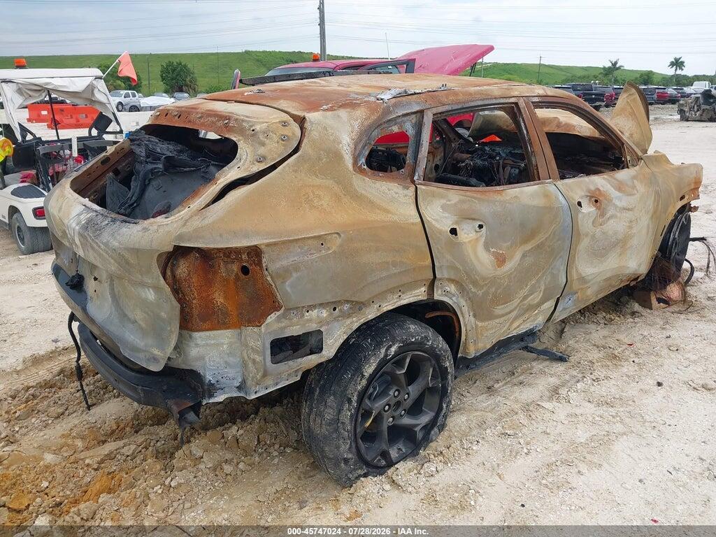 KL77LHEPXSC073577 2025 CHEVROLET TRAX photo no. 4