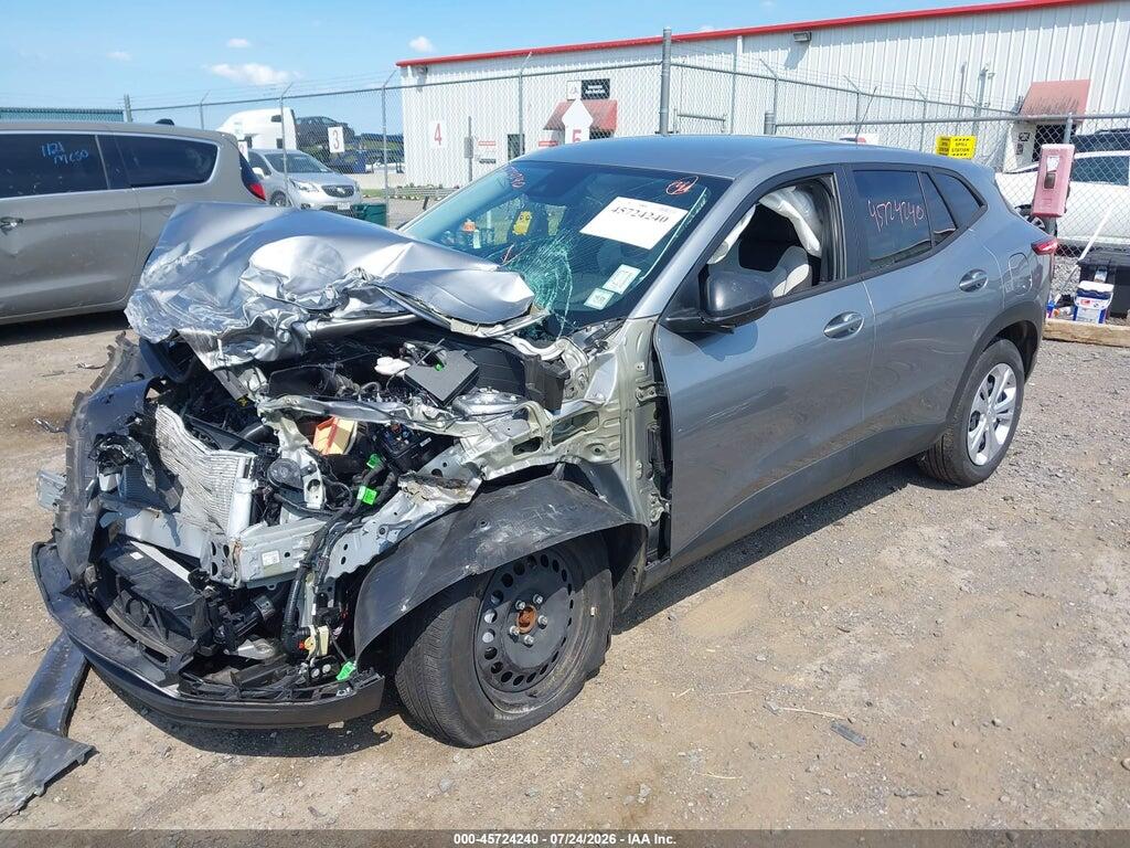 KL77LFEP3SC088992 2025 CHEVROLET TRAX photo no. 2