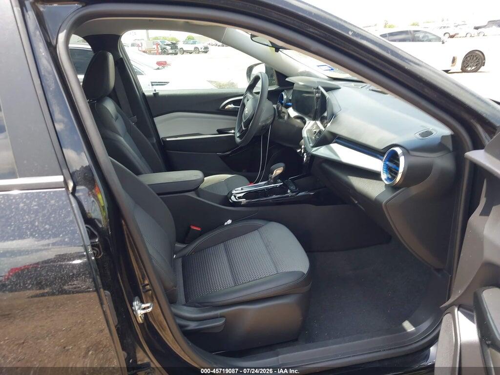 KL77LHEP4SC145356 2025 CHEVROLET TRAX photo no. 5