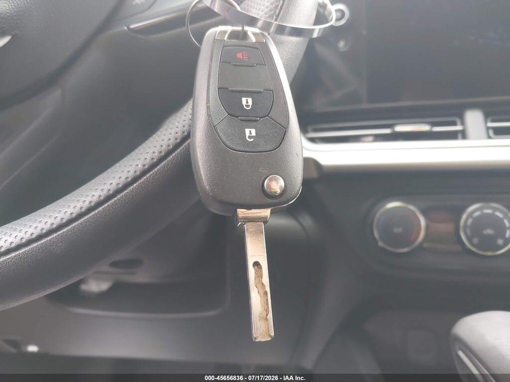 KL77LFEP3SC270904 2025 CHEVROLET TRAX photo no. 11