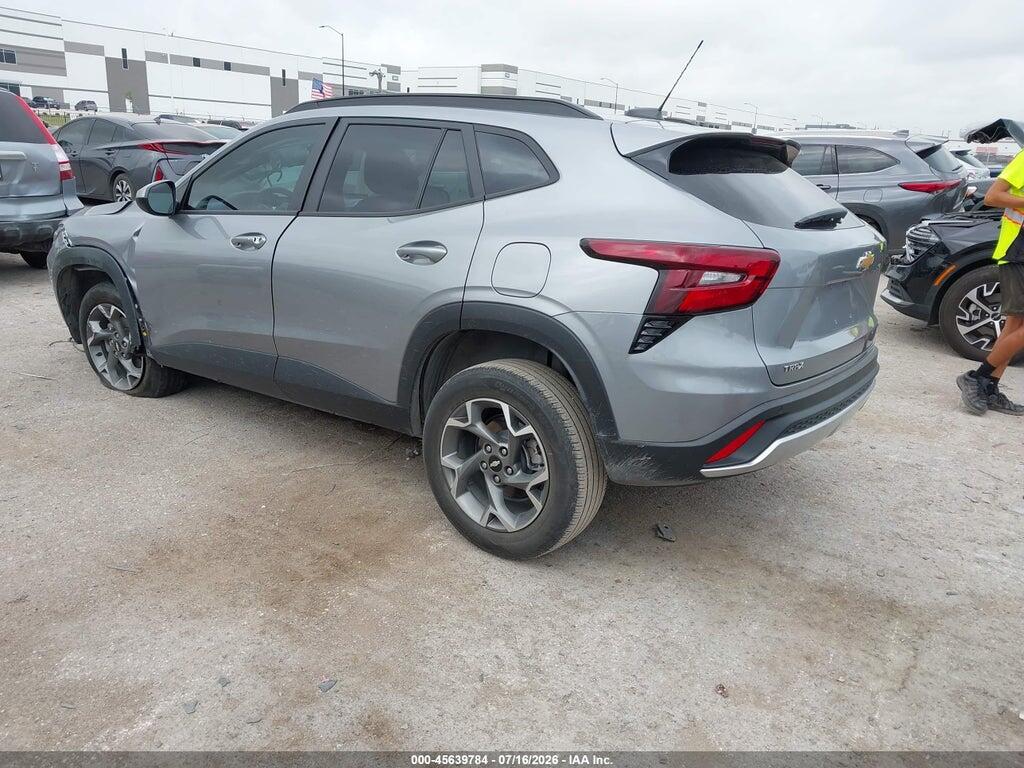 KL77LHEP2SC164262 2025 CHEVROLET TRAX photo no. 3