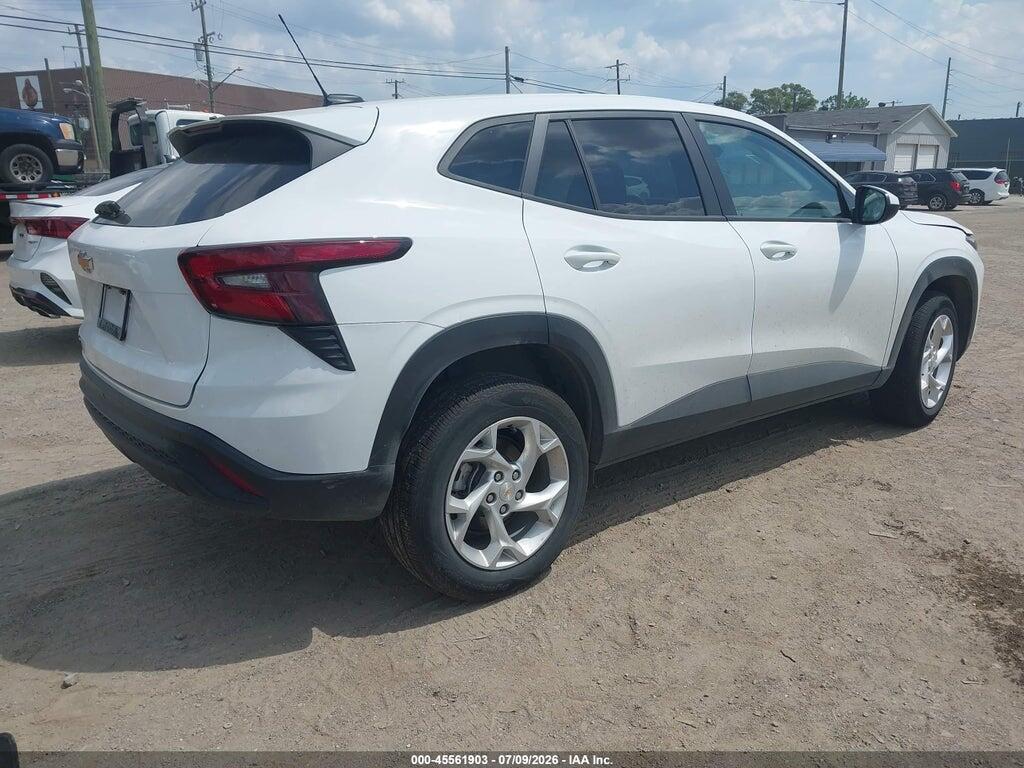 KL77LFEP8SC310877 2025 CHEVROLET TRAX photo no. 4