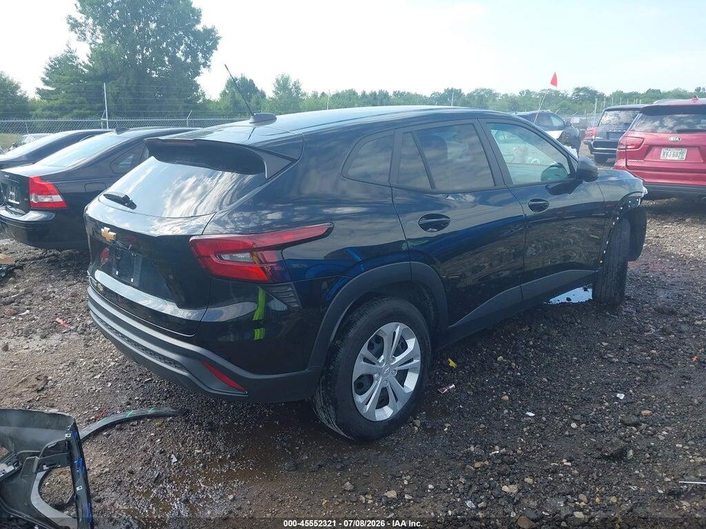 KL77LFEP8SC159085 2025 CHEVROLET TRAX photo no. 4