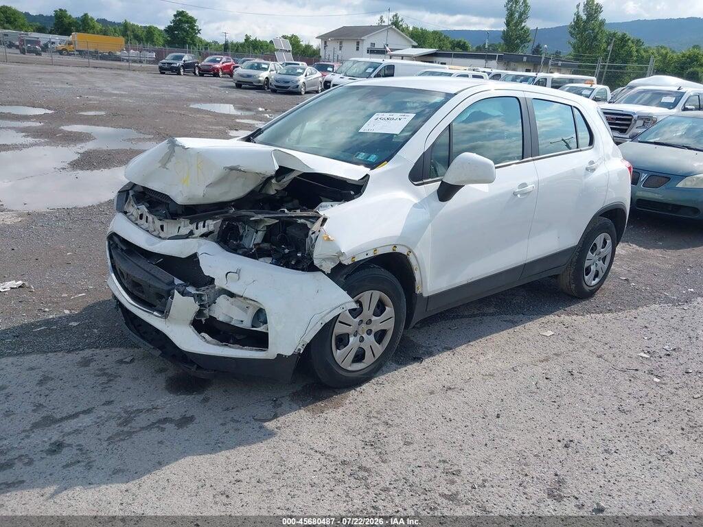 KL7CJKSB3JB703583 2018 CHEVROLET TRAX photo no. 2