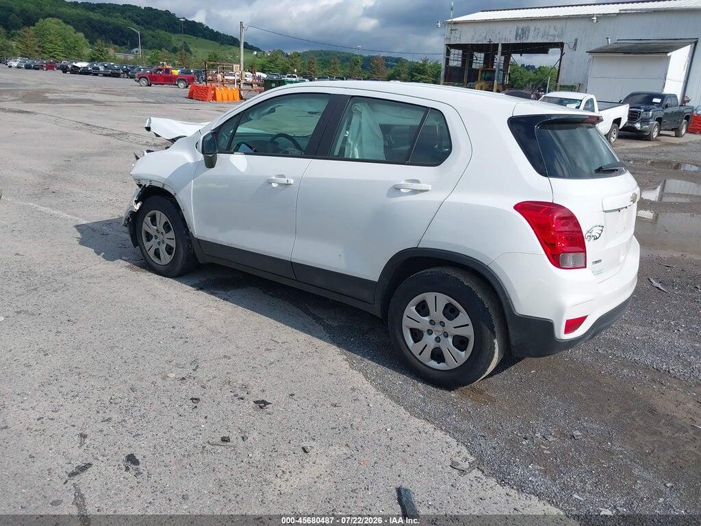 KL7CJKSB3JB703583 2018 CHEVROLET TRAX photo no. 3