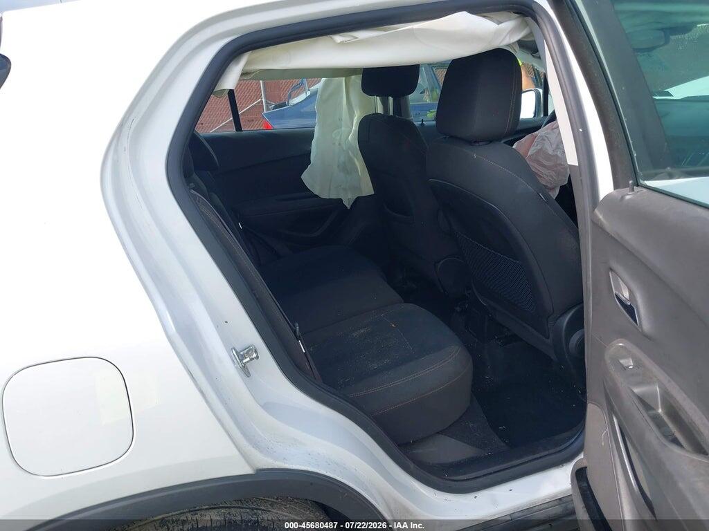 KL7CJKSB3JB703583 2018 CHEVROLET TRAX photo no. 8