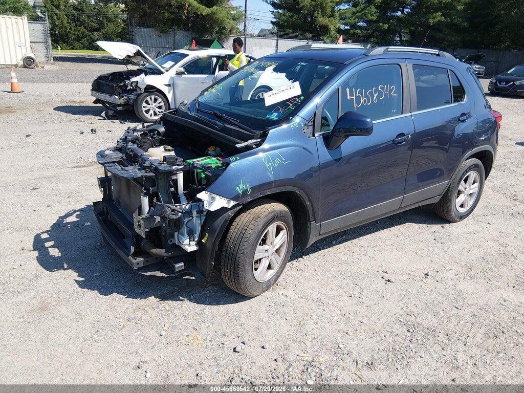3GNCJPSB4JL301965 2018 CHEVROLET TRAX photo no. 2