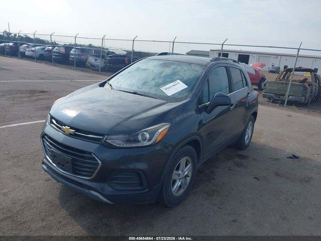 3GNCJLSB8JL245649 2018 CHEVROLET TRAX photo no. 2