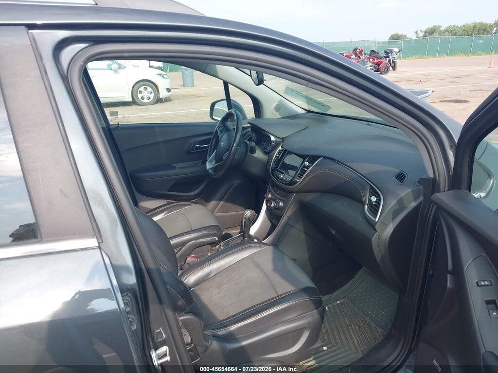 3GNCJLSB8JL245649 2018 CHEVROLET TRAX photo no. 5