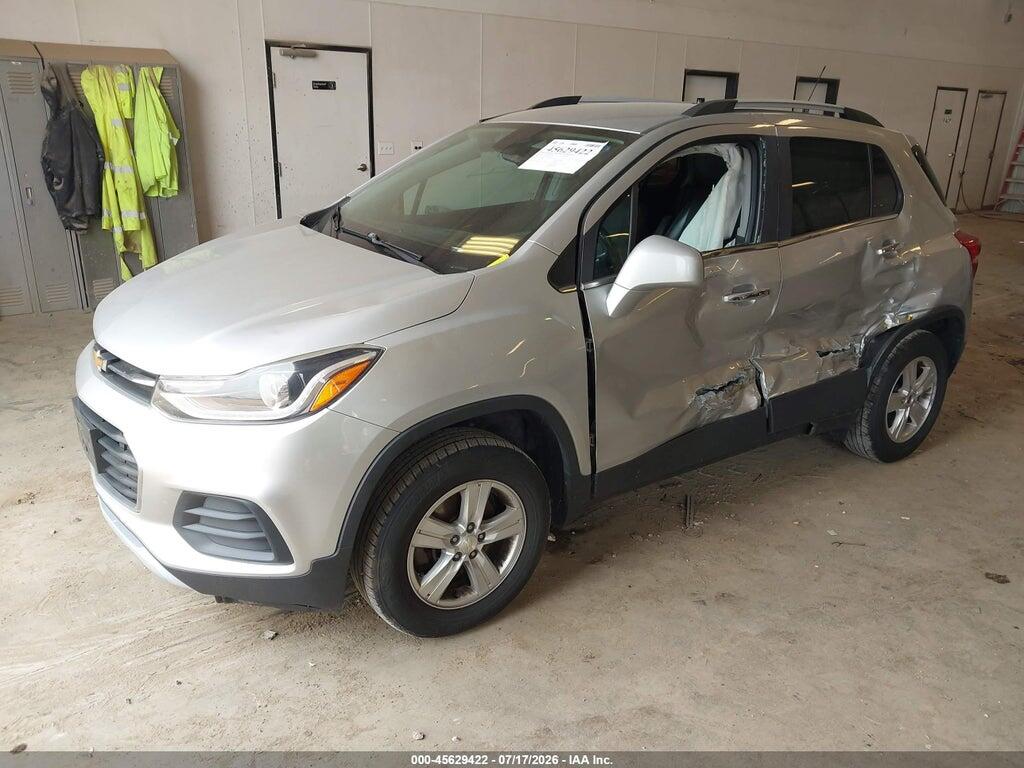 KL7CJLSBXJB569290 2018 CHEVROLET TRAX photo no. 2