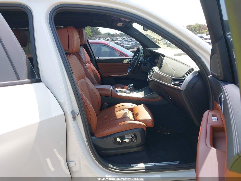 5UXCW2C00M9F62244 2021 BMW X7 photo no. 5