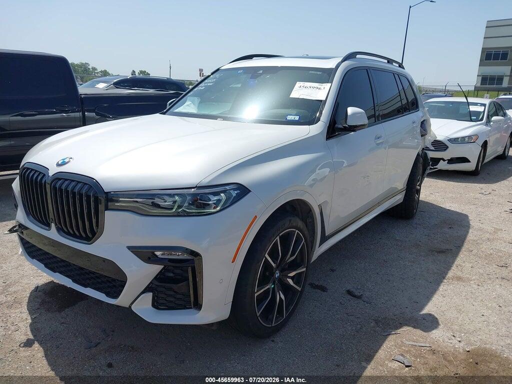 5UXCW2C04M9H78517 2021 BMW X7 photo no. 2
