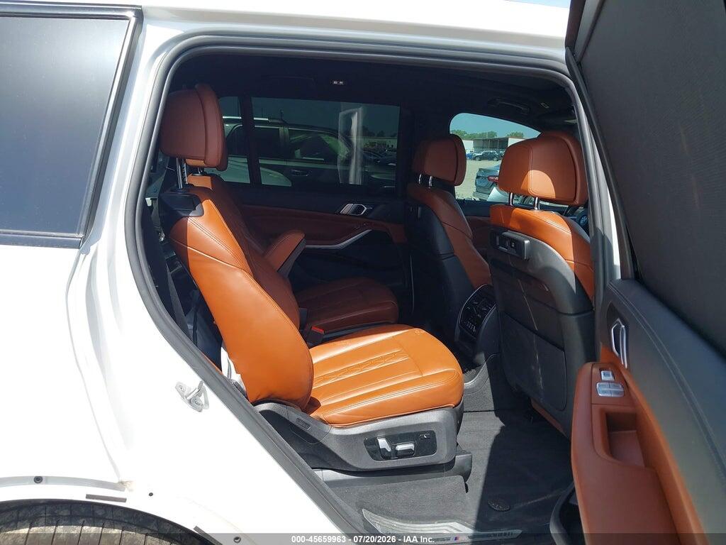 5UXCW2C04M9H78517 2021 BMW X7 photo no. 8