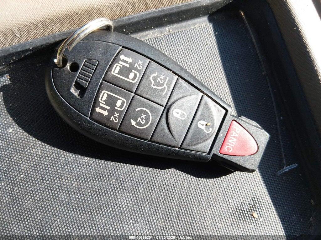 2C4RC1GG2ER228599 2014 CHRYSLER TOWN & COUNTRY photo no. 11