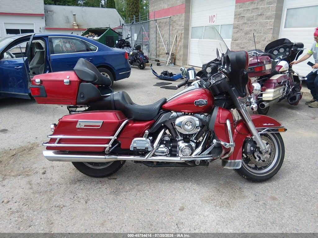 1HD1FC4168Y704089 2008 HARLEY-DAVIDSON FLHTCUI photo no. 12