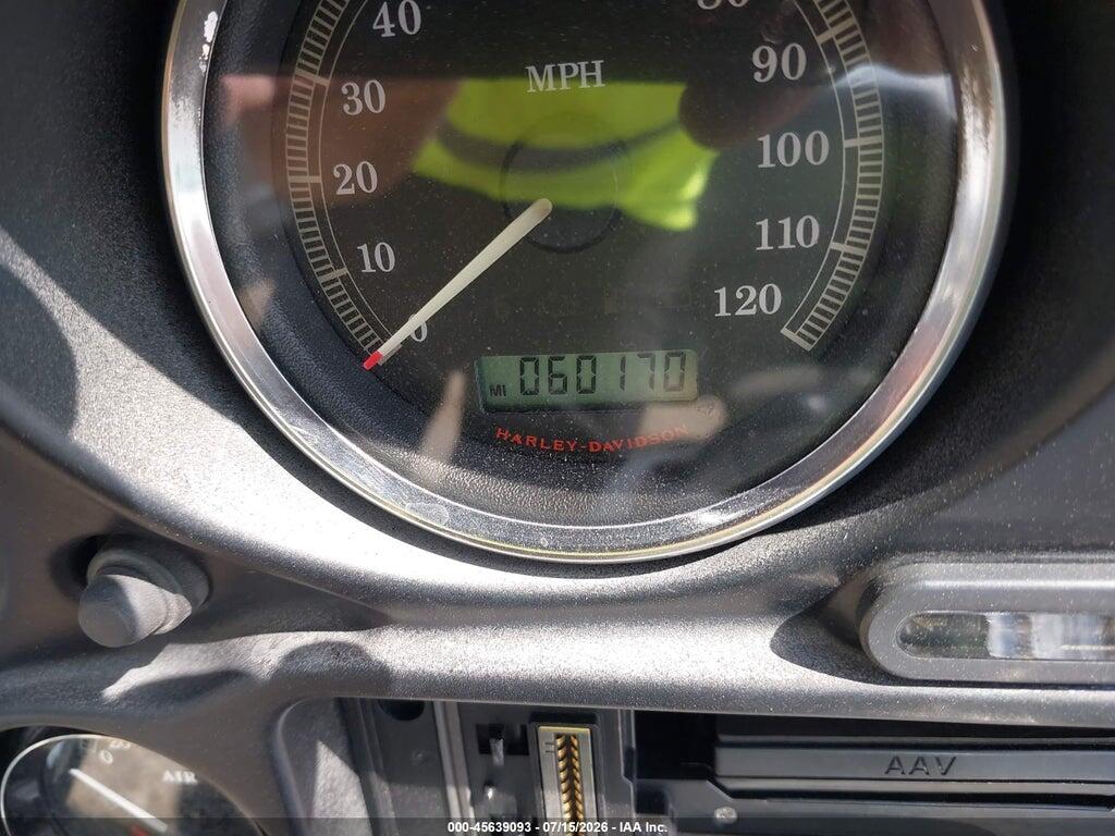 1HD1FC4118Y651138 2008 HARLEY-DAVIDSON FLHTCUI photo no. 7