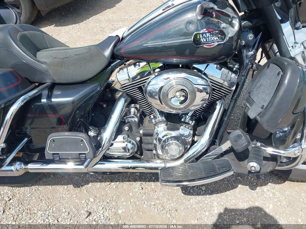 1HD1FC4118Y651138 2008 HARLEY-DAVIDSON FLHTCUI photo no. 8