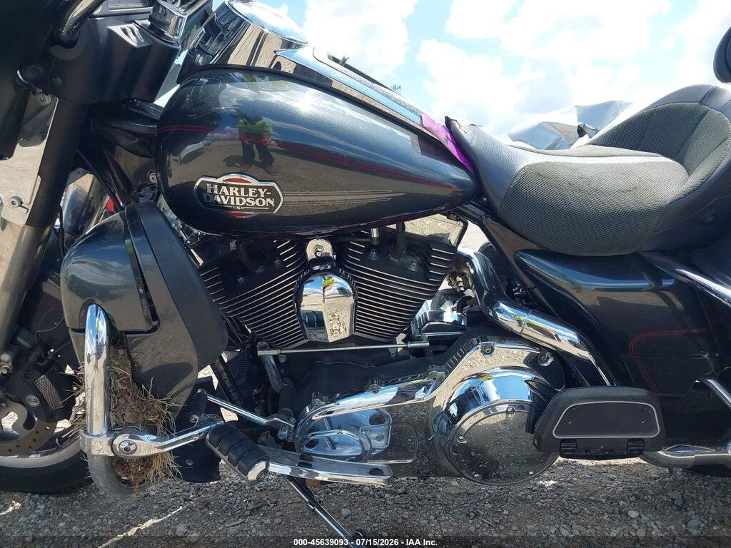 1HD1FC4118Y651138 2008 HARLEY-DAVIDSON FLHTCUI photo no. 9