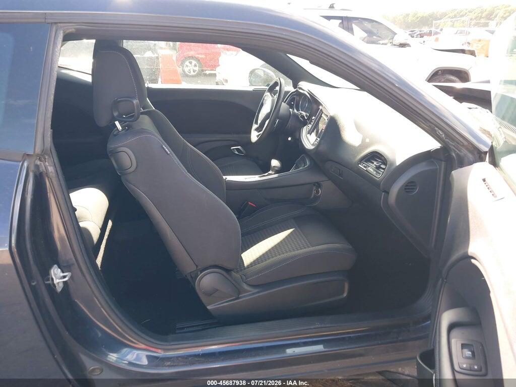 2C3CDZAG9JH178170 2018 DODGE CHALLENGER photo no. 5