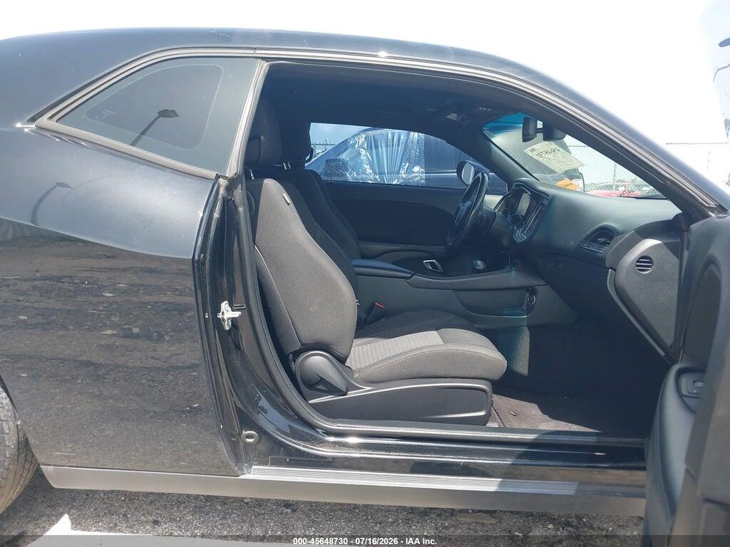 2C3CDZAG0JH241771 2018 DODGE CHALLENGER photo no. 5