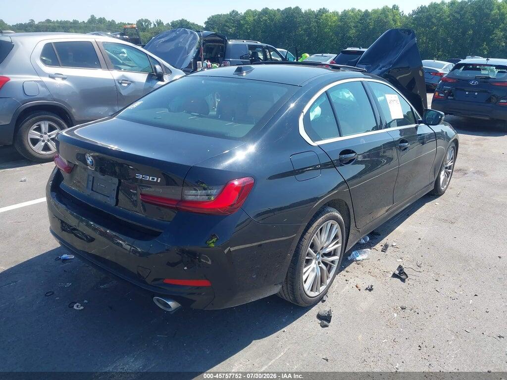 3MW69FF01R8E02068 2024 BMW 330I photo no. 4