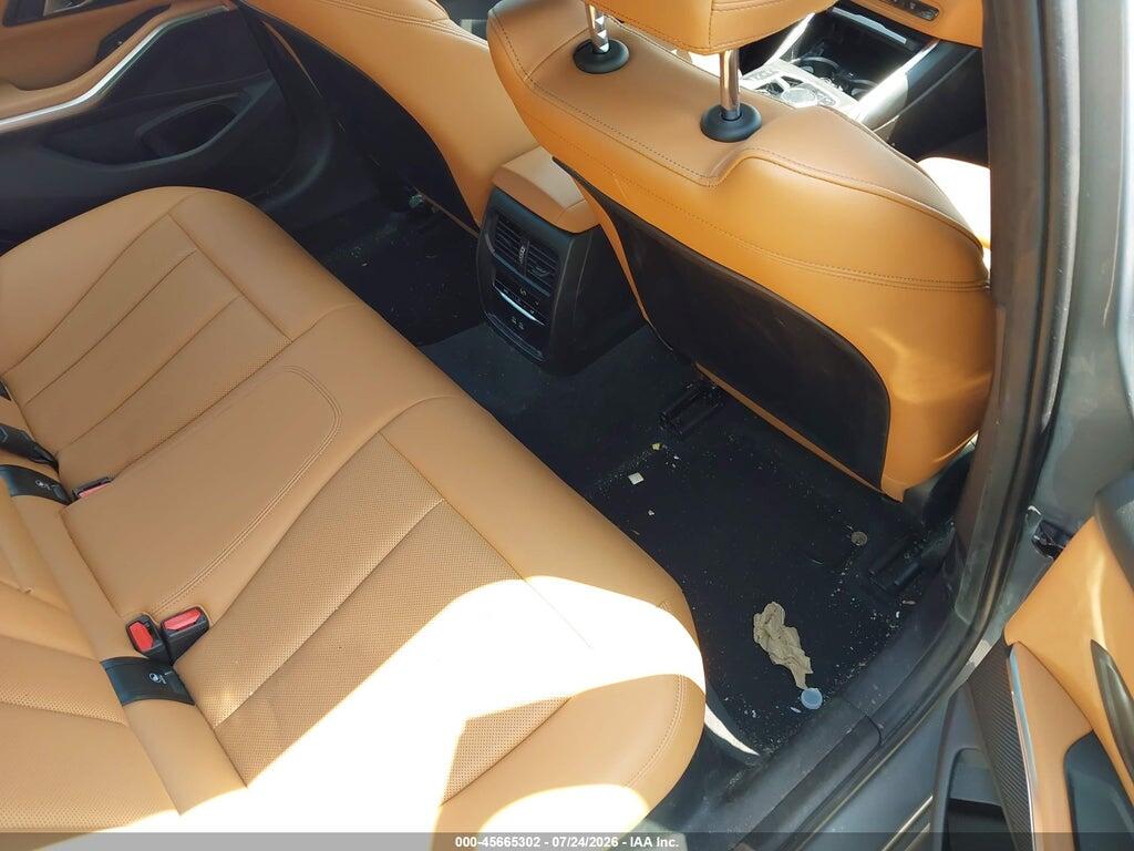 3MW89FF04R8E04261 2024 BMW 330I photo no. 8
