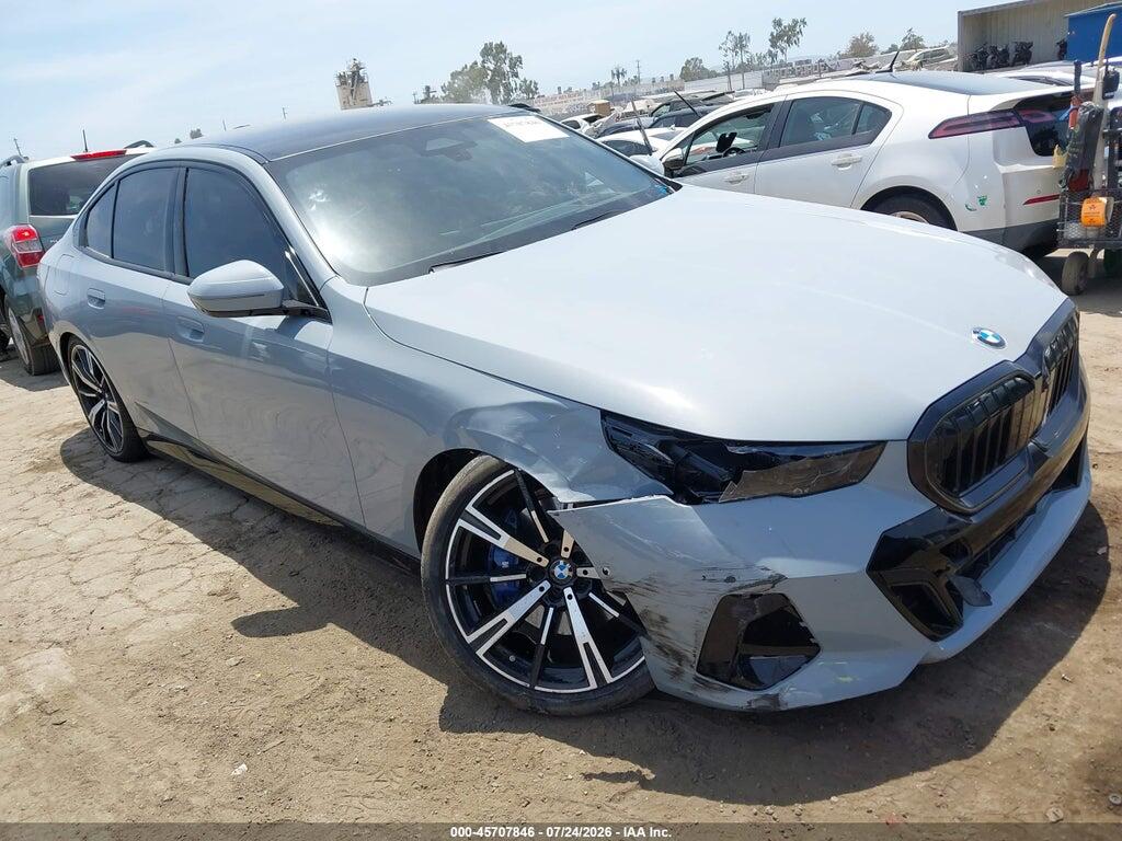 WBA43FJ0XRCP97103 2024 BMW 530I photo no. 1