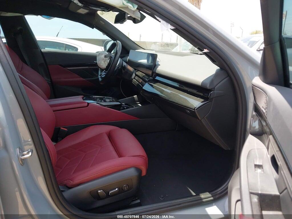 WBA43FJ0XRCP97103 2024 BMW 530I photo no. 5