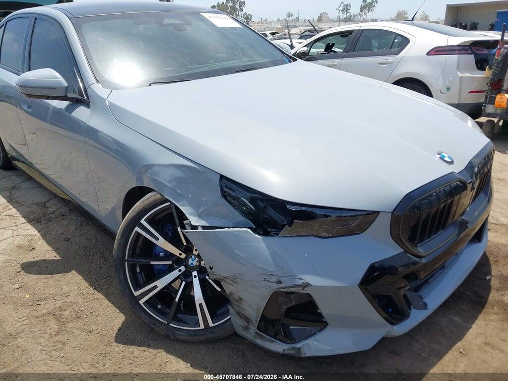 WBA43FJ0XRCP97103 2024 BMW 530I photo no. 6