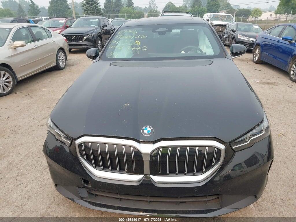 WBA63FJ02RCR15394 2024 BMW 540I photo no. 12