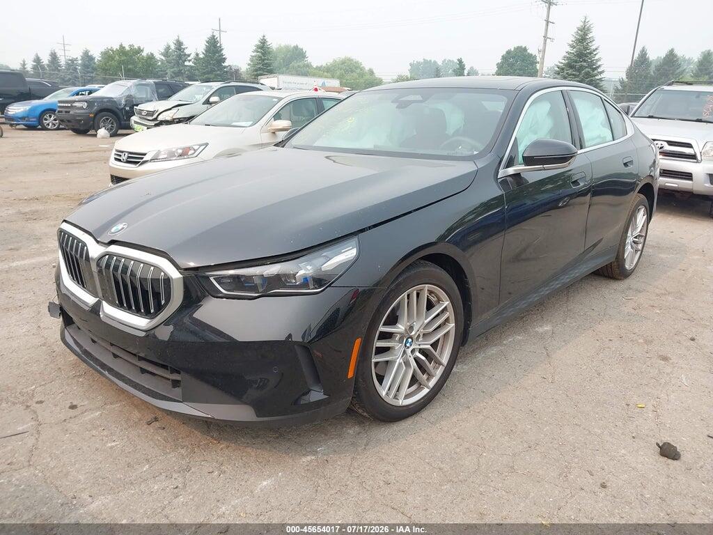 WBA63FJ02RCR15394 2024 BMW 540I photo no. 2