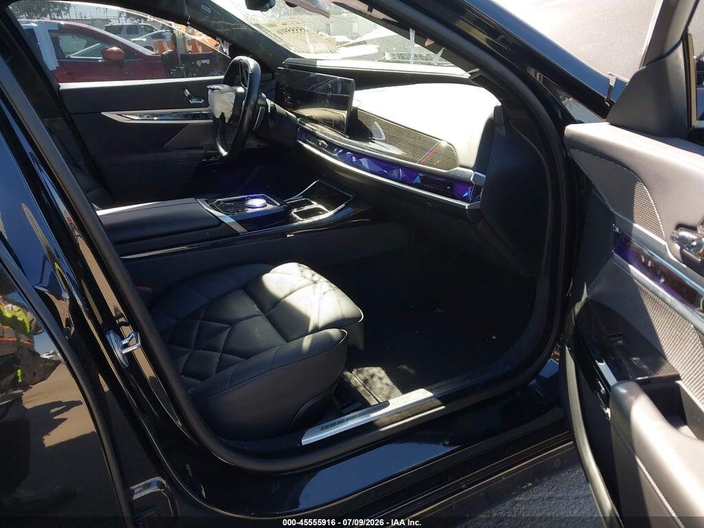 WBA23EH09RCT04485 2024 BMW 740I photo no. 5