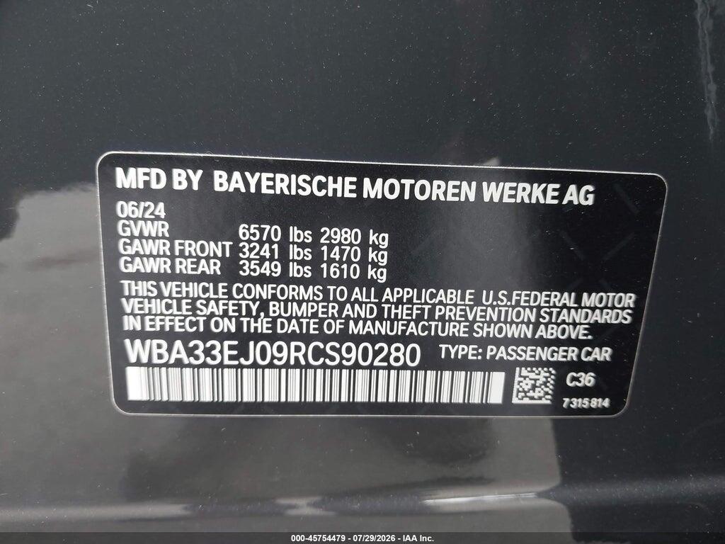 WBA33EJ09RCS90280 2024 BMW 760I photo no. 9