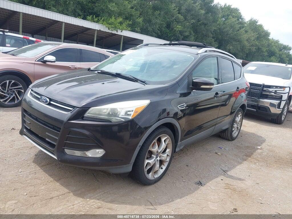 1FMCU0J93DUA56667 2013 FORD ESCAPE photo no. 2