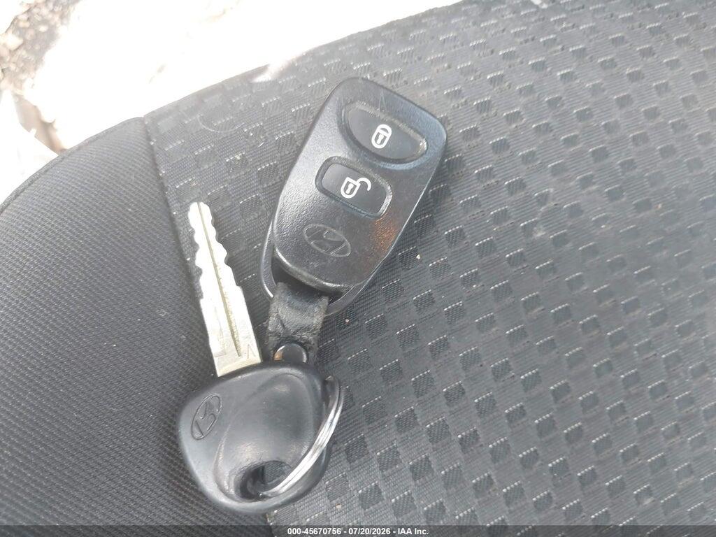 KMHCM3AC3AU168409 2010 HYUNDAI ACCENT photo no. 11
