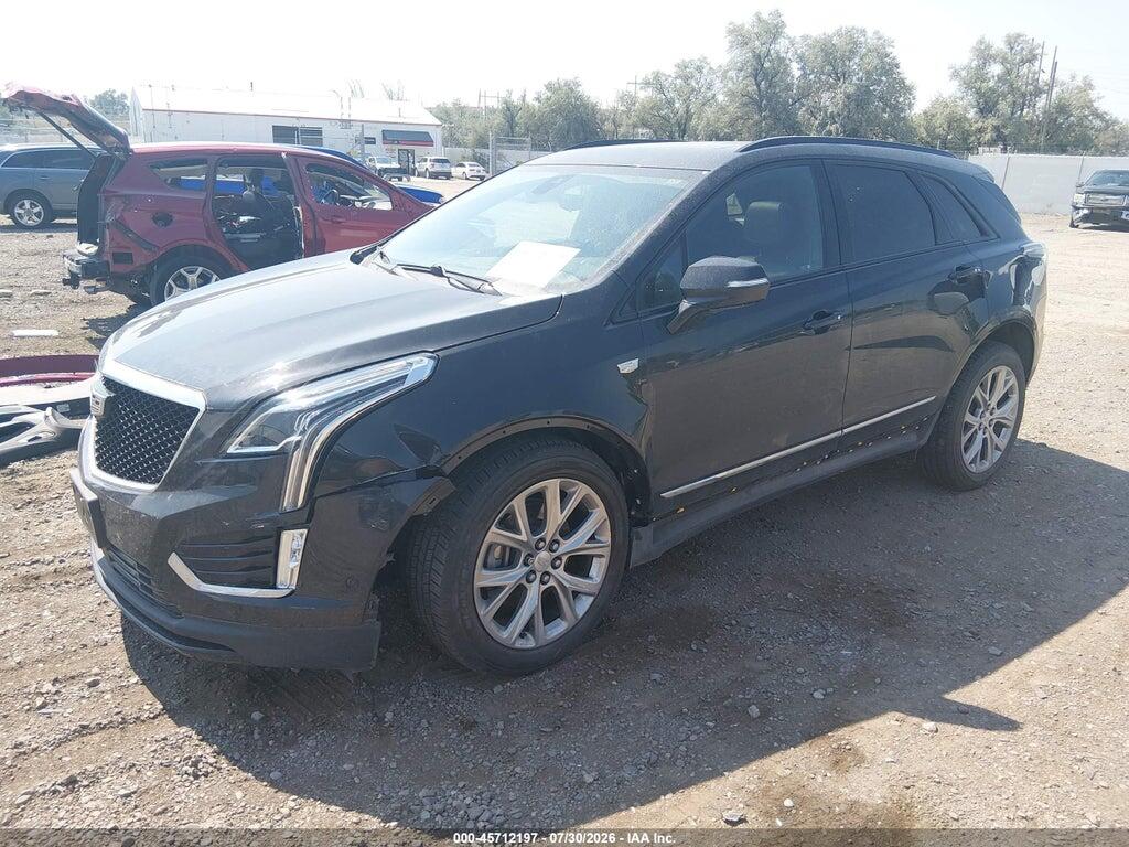 1GYKNHRS2LZ225107 2020 CADILLAC XT5 photo no. 2