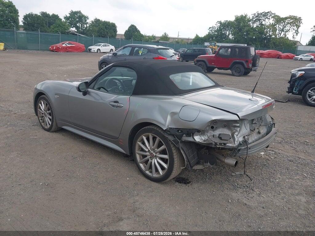 JC1NFAEK1H0107054 2017 FIAT 124 SPIDER photo no. 3