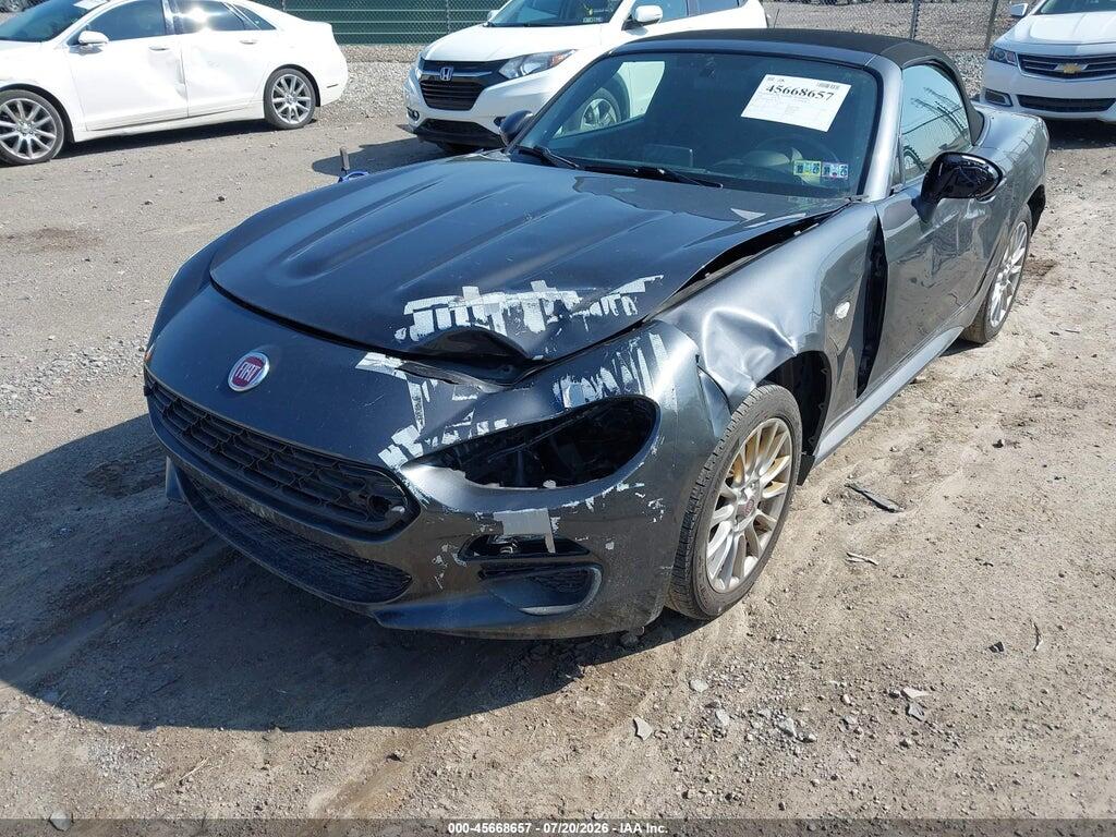 JC1NFAEK2H0127877 2017 FIAT 124 SPIDER photo no. 6