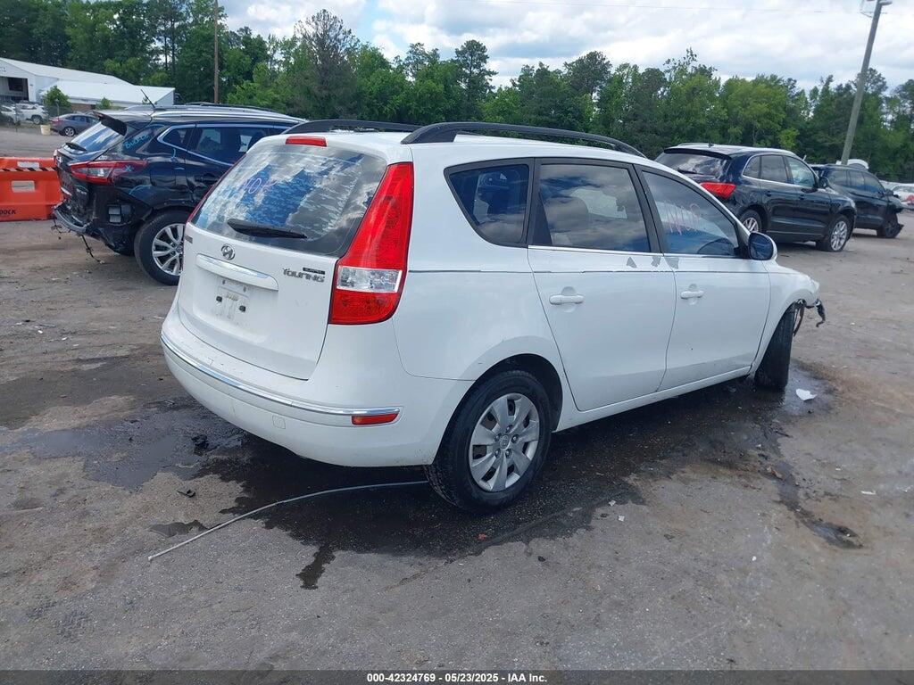KMHDC8AE3AU052990 2010 HYUNDAI ELANTRA TOURING photo no. 4