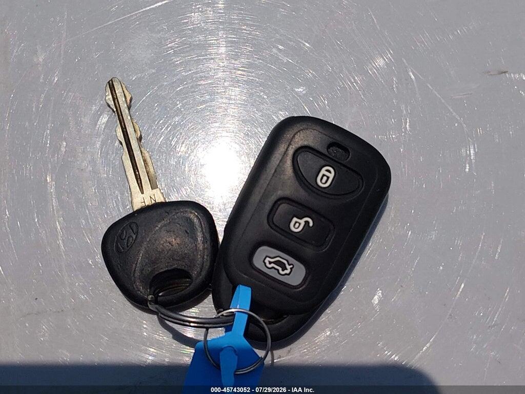 5NPEU4ACXAH613368 2010 HYUNDAI SONATA photo no. 11