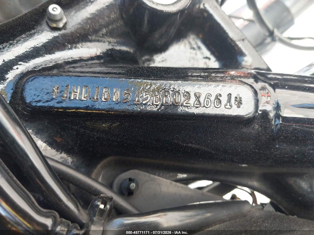 1HD1BW515BB028661 2011 HARLEY-DAVIDSON FLSTC photo no. 10