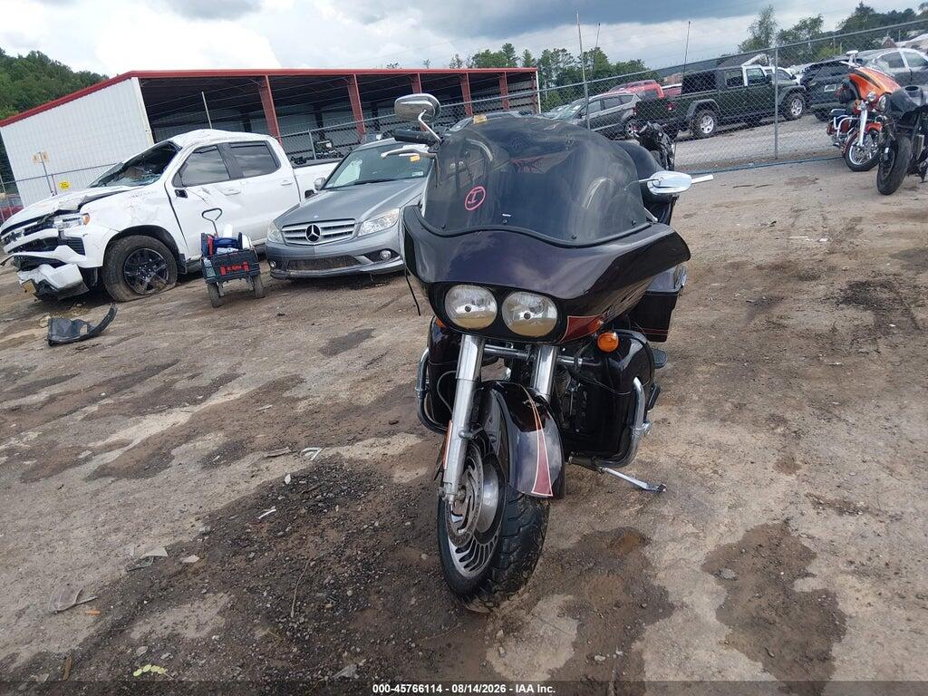 1HD1KGM18BB665373 2011 HARLEY-DAVIDSON FLTRU photo no. 5