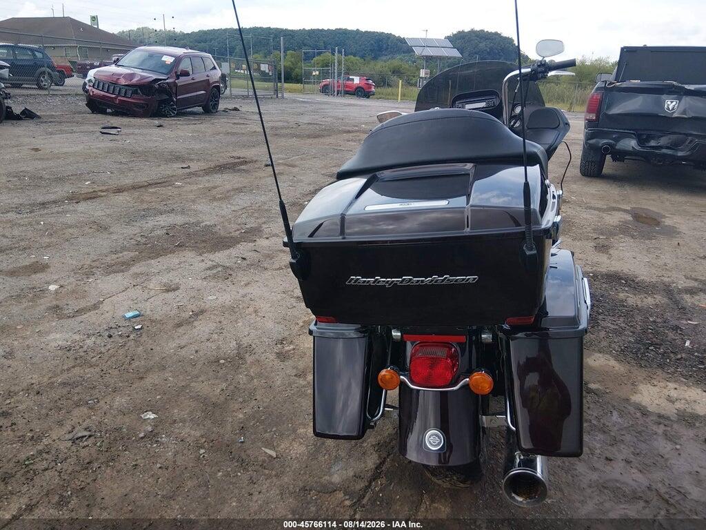 1HD1KGM18BB665373 2011 HARLEY-DAVIDSON FLTRU photo no. 6