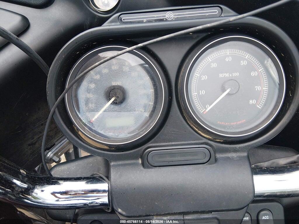 1HD1KGM18BB665373 2011 HARLEY-DAVIDSON FLTRU photo no. 7