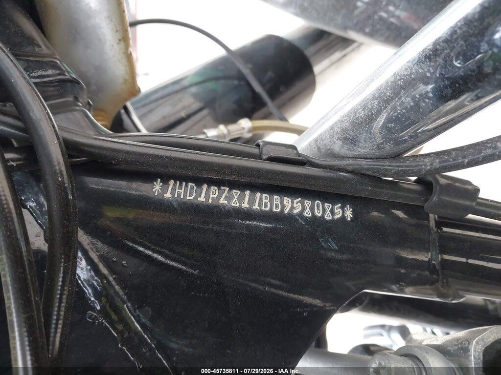 1HD1PZ811BB958085 2011 HARLEY-DAVIDSON FLHXSE2 photo no. 10